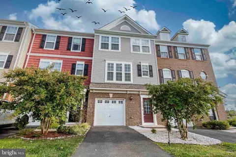 8509 Craggan Ln, Manassas, VA 20109