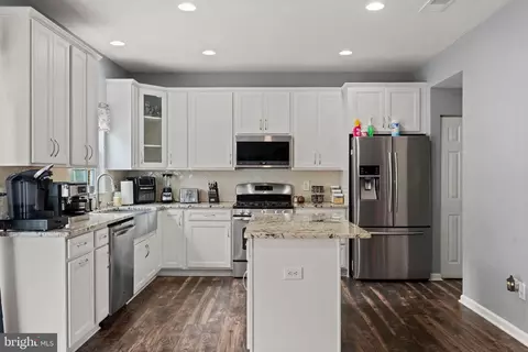 18823 Pier Trail Dr, Triangle, VA 22172 photo 6
