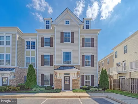 7479 Riding Meadow Way, Manassas, VA 20111