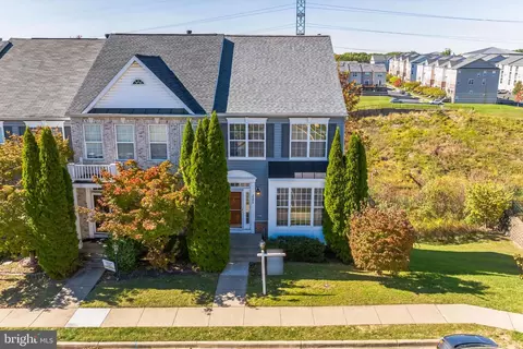 2300 Battery Hill Cir, Woodbridge, VA 22191