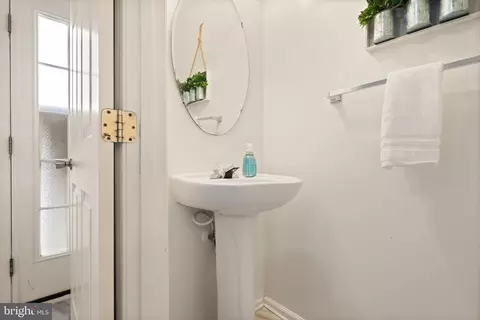 9655 Innerwick Pl, Bristow, VA 20136 photo 8