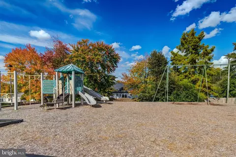 7557 Whitehall Dr, Manassas, VA 20111 photo 22