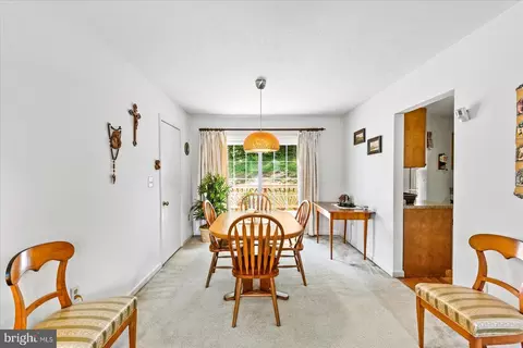 18219 Macrae Ct, Dumfries, VA 22026 photo 7