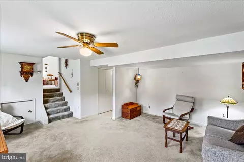 18219 Macrae Ct, Dumfries, VA 22026 photo 18