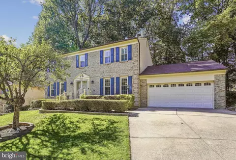 15304 Holly Hill Dr, Dumfries, VA 22025