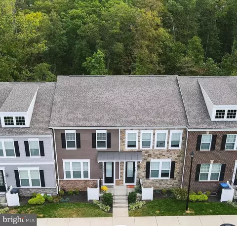 6145 Camerons Ferry Dr, Haymarket, VA 20169