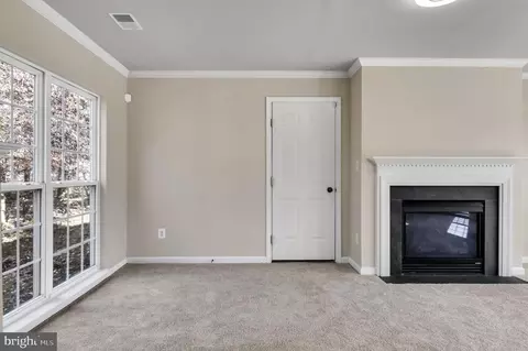 17196 Larkin Dr, Dumfries, VA 22026 photo 12