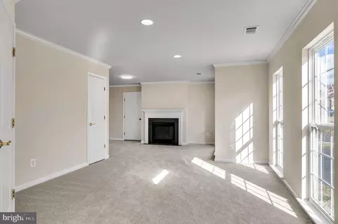 17196 Larkin Dr, Dumfries, VA 22026 photo 7