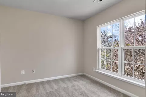 17196 Larkin Dr, Dumfries, VA 22026 photo 33