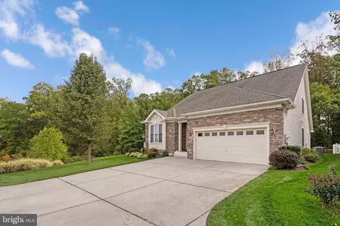 5989 Upland Meadow Ct, Gainesville, VA 20155 photo 3