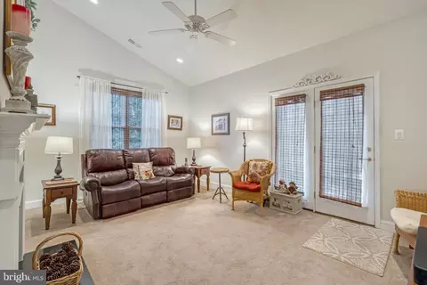 5989 Upland Meadow Ct, Gainesville, VA 20155 photo 35
