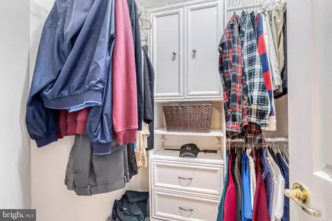 5989 Upland Meadow Ct, Gainesville, VA 20155 photo 14
