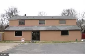 18610 Triangle St, Triangle, VA 22172 photo 1