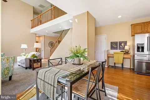 10352 Plum Tree Ct, Manassas, VA 20110 photo 16