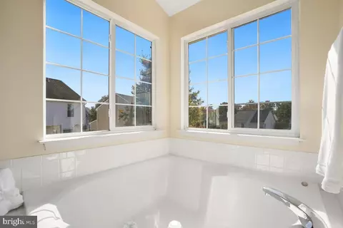 10352 Plum Tree Ct, Manassas, VA 20110 photo 29