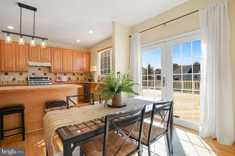 10352 Plum Tree Ct, Manassas, VA 20110 photo 17