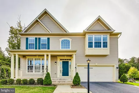 15165 Santander Dr, Gainesville, VA 20155