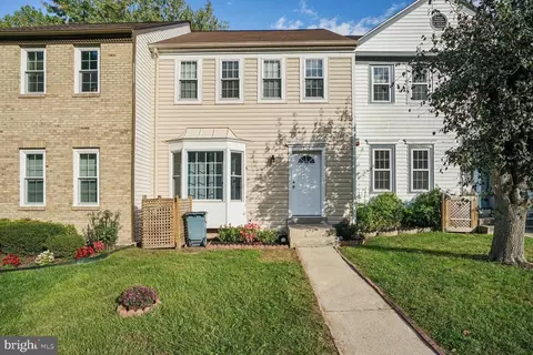 11830 Critton Cir, Woodbridge, VA 22192