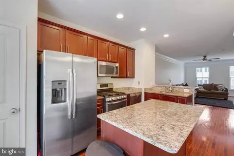4512 Potomac Highlands Cir, Triangle, VA 22172 photo 8