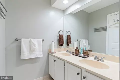 7883 Blue Gray Cir, Manassas, VA 20109 photo 11