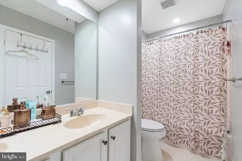 7883 Blue Gray Cir, Manassas, VA 20109 photo 10