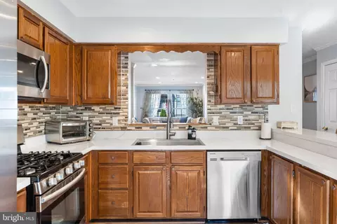 7883 Blue Gray Cir, Manassas, VA 20109 photo 9