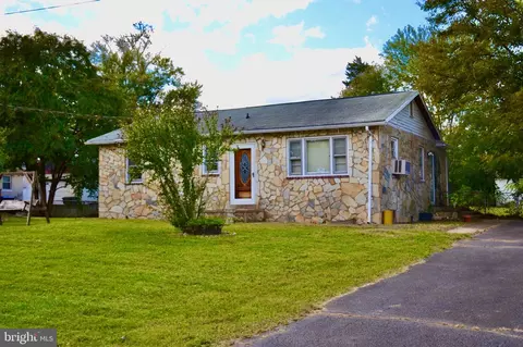 8024 Mclean St, Manassas, VA 20111