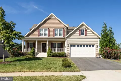 9434 Brightstar Dr, Manassas Park, VA 20111