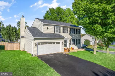 4400 Decatur Dr, Woodbridge, VA 22193