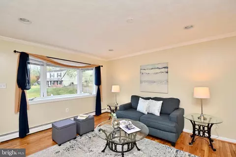4500 Kendall Dr, Woodbridge, VA 22193