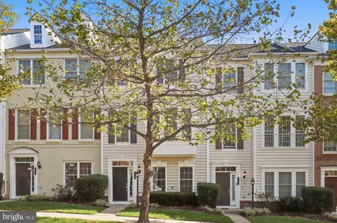 14757 Potomac Branch Dr, Woodbridge, VA 22191