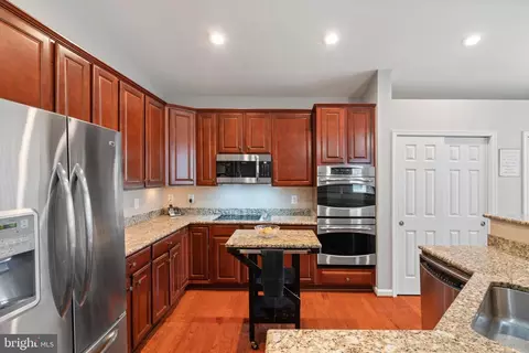 16548 Sparkling Brook Loop, Dumfries, VA 22025 photo 17