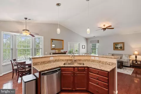 16548 Sparkling Brook Loop, Dumfries, VA 22025 photo 19