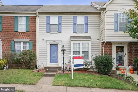 16935 Monmouth Ct, Dumfries, VA 22026