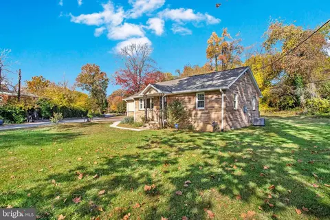 17839 Batestown Rd, Dumfries, VA 22026