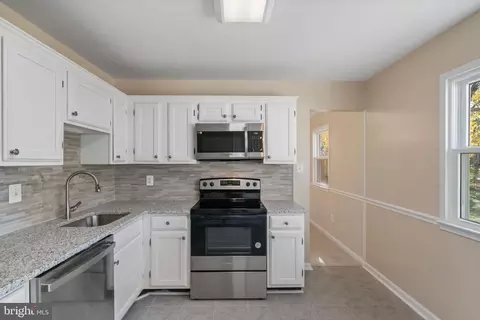 9737 Copeland Dr, Manassas, VA 20109 photo 21