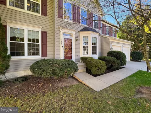 12021 Thornbrooke Ct, Bristow, VA 20136 photo 4