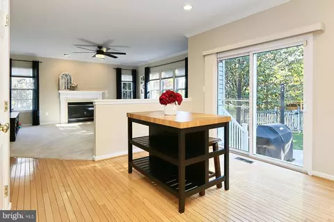 12021 Thornbrooke Ct, Bristow, VA 20136 photo 15
