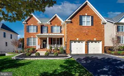 15413 Admiral Baker Cir, Haymarket, VA 20169