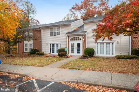 15526 Horseshoe Ln #526, Woodbridge, VA 22191