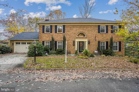 15792 Devonald Pl, Dumfries, VA 22025 photo 2