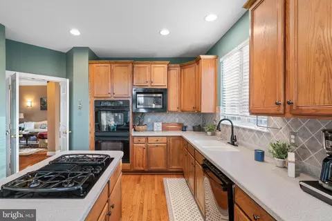 3307 Mccorkle Ct, Triangle, VA 22172 photo 15