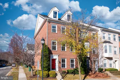 12920 Leatherwood Ln, Woodbridge, VA 22192