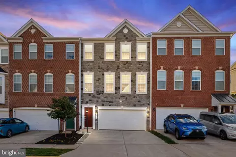 6802 Bryson Cir, Haymarket, VA 20169