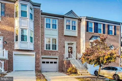 12192 Derriford Ct, Woodbridge, VA 22192