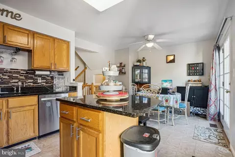 4028 Mammoth Cave Loop, Dumfries, VA 22025 photo 10