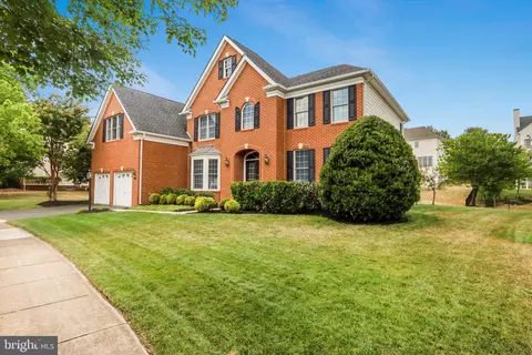 5318 Jacobs Creek Pl, Haymarket, VA 20169