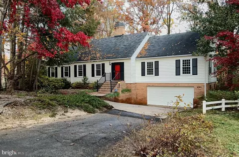 4187 Waterway Dr, Dumfries, VA 22025