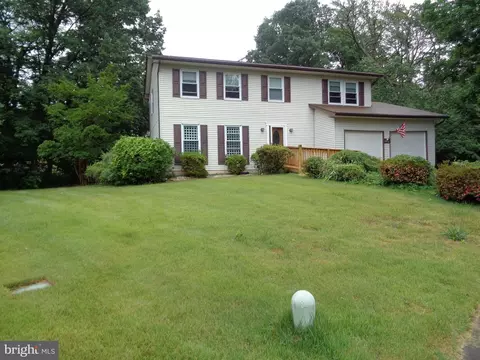 2490 Fraser Ct, Woodbridge, VA 22191