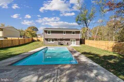 14909 Concord Dr, Woodbridge, VA 22193